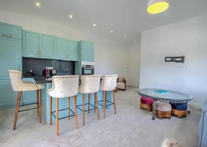 Semesterbostad Gurson *