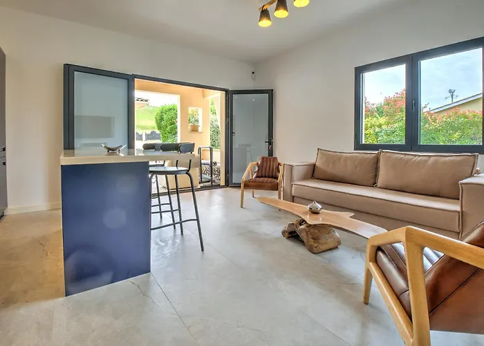 Gurson Semesterbostad *