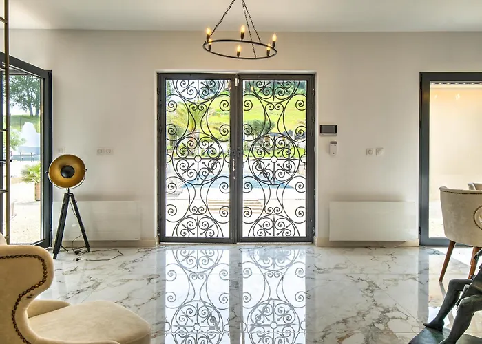 Semesterbostad Gurson